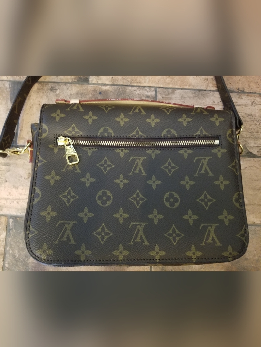 LV Metis Monogram Crossbody with Gold-Tone Lock - Brown - Picture 6 of 15